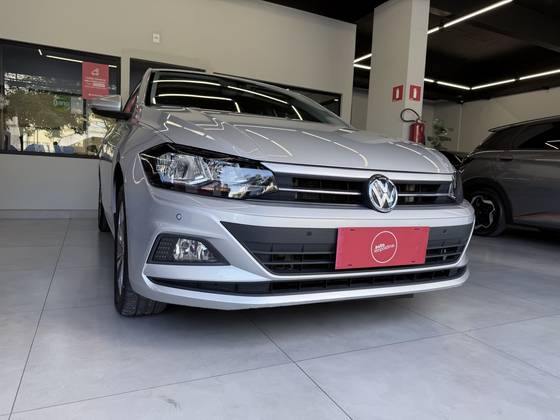 VOLKSWAGEN POLO 1.0 200 TSI COMFORTLINE AUTOMÁTICO